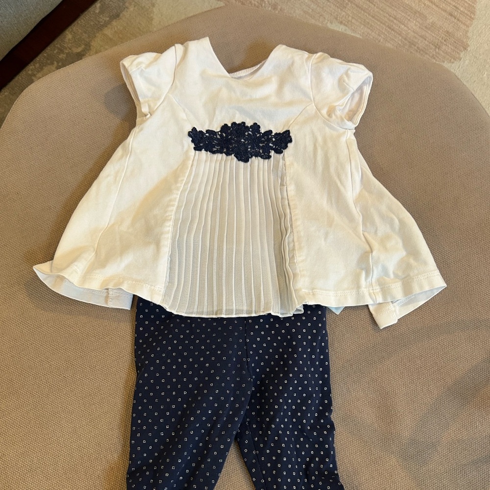 Mayoral 2 pc set. Short sleeve Blouse and leggings. Size 3-6 months.